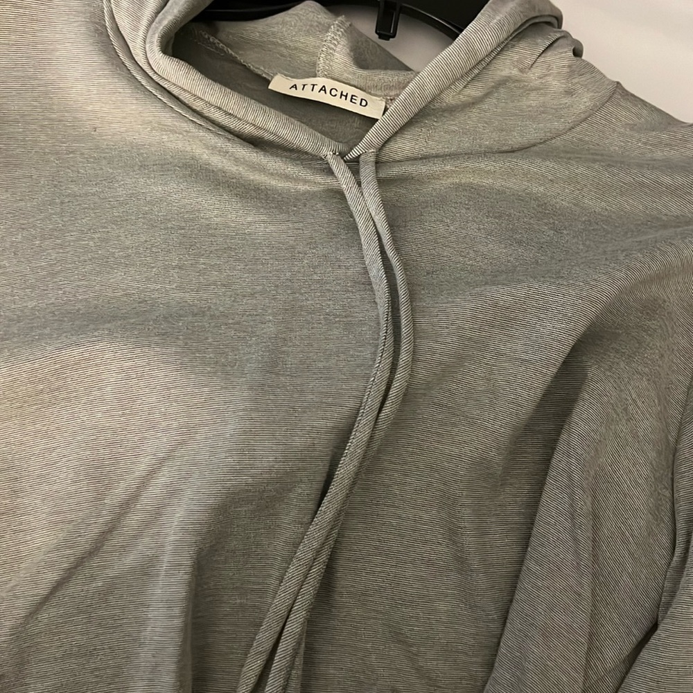 Attached Gray Cropped Hoodie, Size M